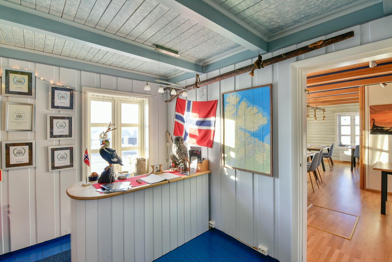 Kongsfjord Arctic Lodge Екстериор снимка